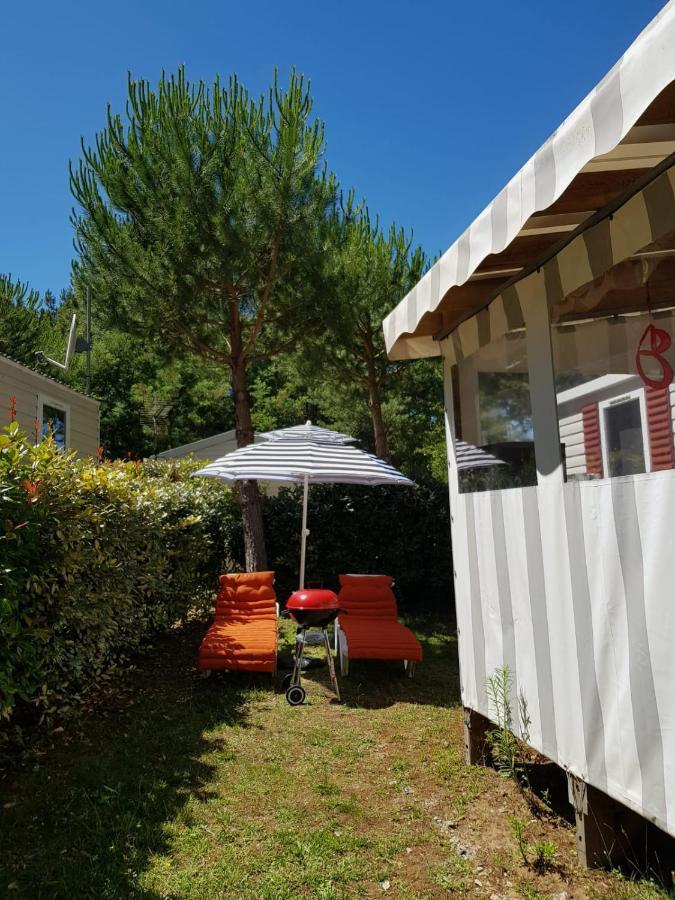 4 Star Village Cozy Chalet Near Beach Saint-Brévin-les-Pins Eksteriør bilde